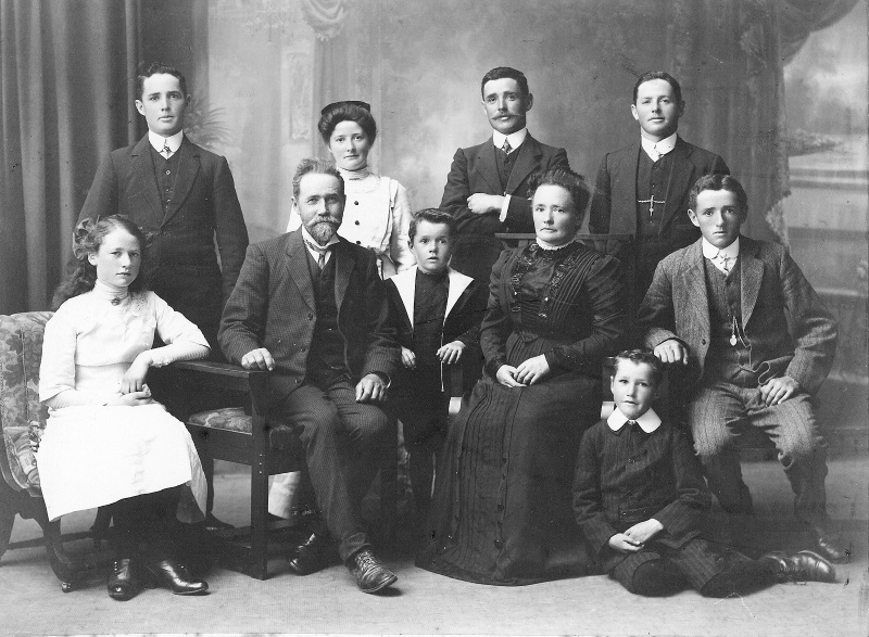 George Proudfoot and Mary Byars Johnston Family